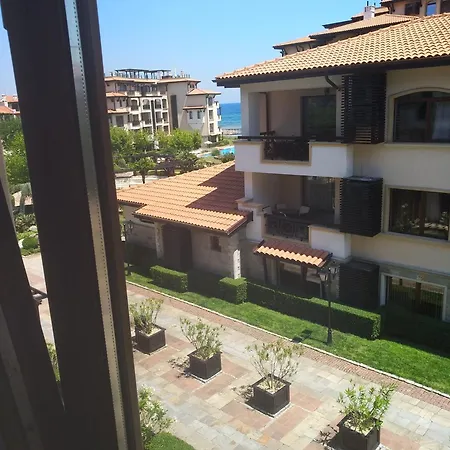 Apartman Oasis 1 Bedroom N Lozenec